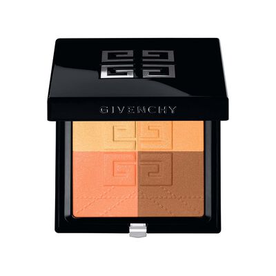 PRISME LIBRE PRESSED POWDER 4 TONO POLVO FIJADOR MATIFICANTE Y DIFUMINADOR DE ACABADO MATE DE LARGA DURACIÓN (POLVO MATIFICADOR PARA ROSTRO)
